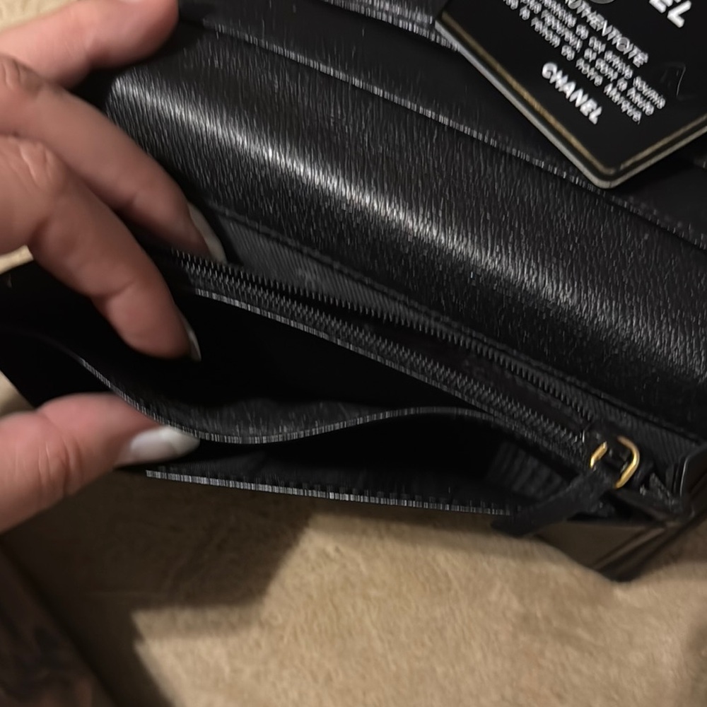 CHANEL Classic Black Leather Wallet - Picture 10 of 16